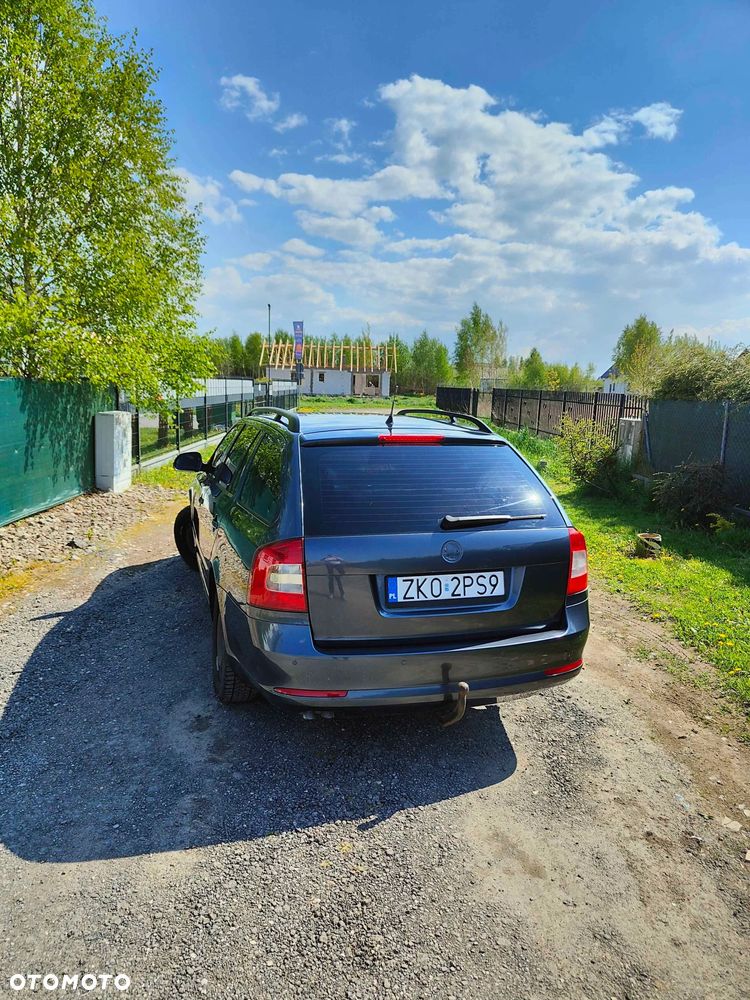 Skoda Octavia 1.4 TSI Ambiente - 4