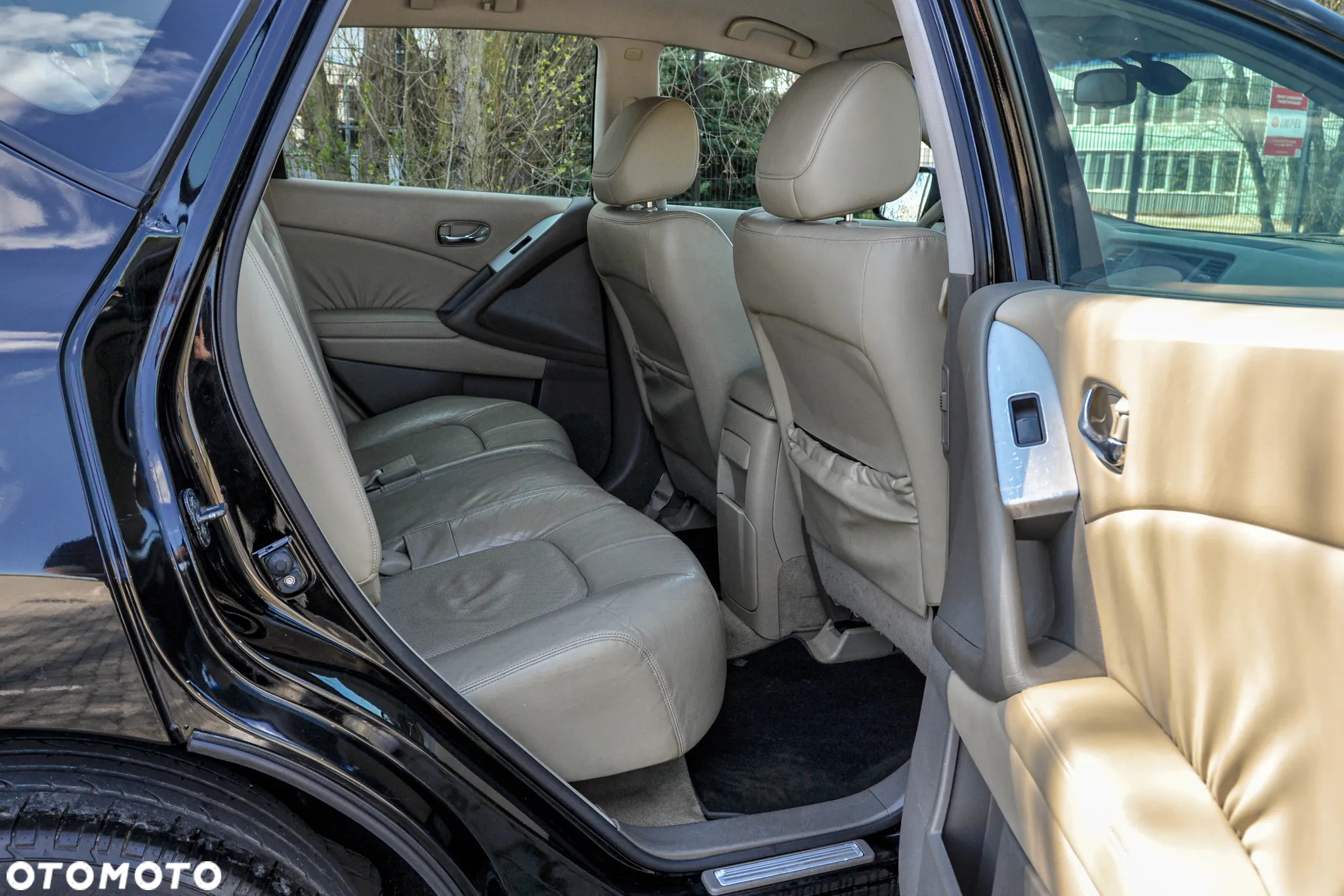 Nissan Murano CVT Executive - 12