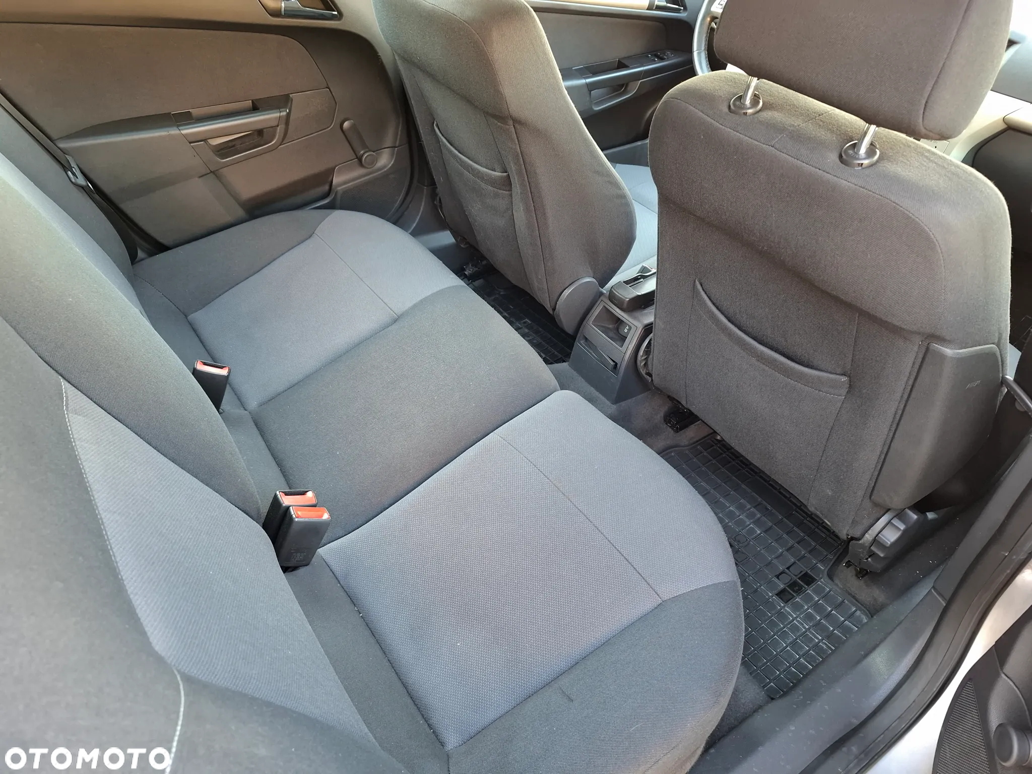 Opel Astra 1.9 CDTI DPF Edition - 13