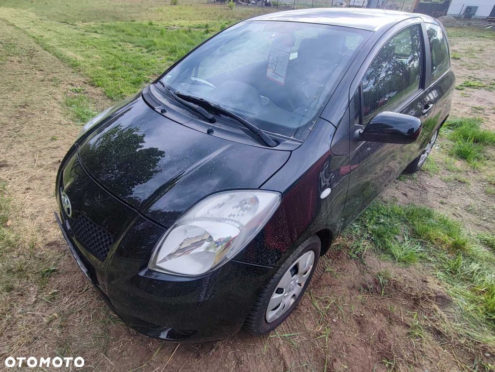 Toyota Yaris 1.3 Sol - 1