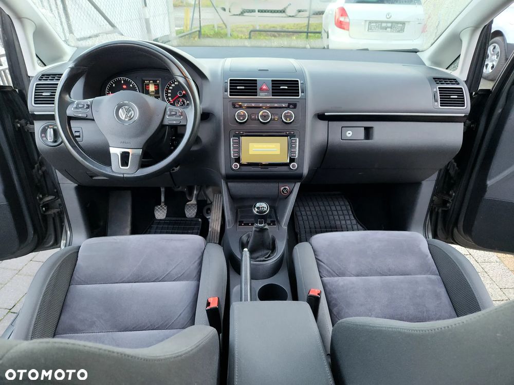 Volkswagen Touran 2.0 TDI Highline - 30