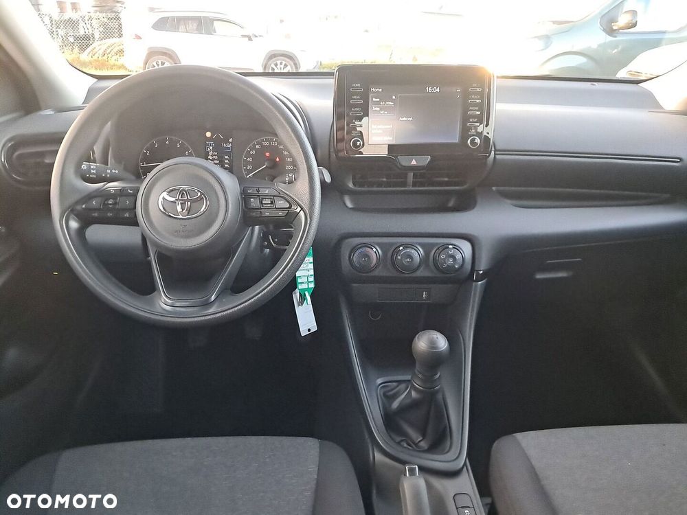 Toyota Yaris - 19