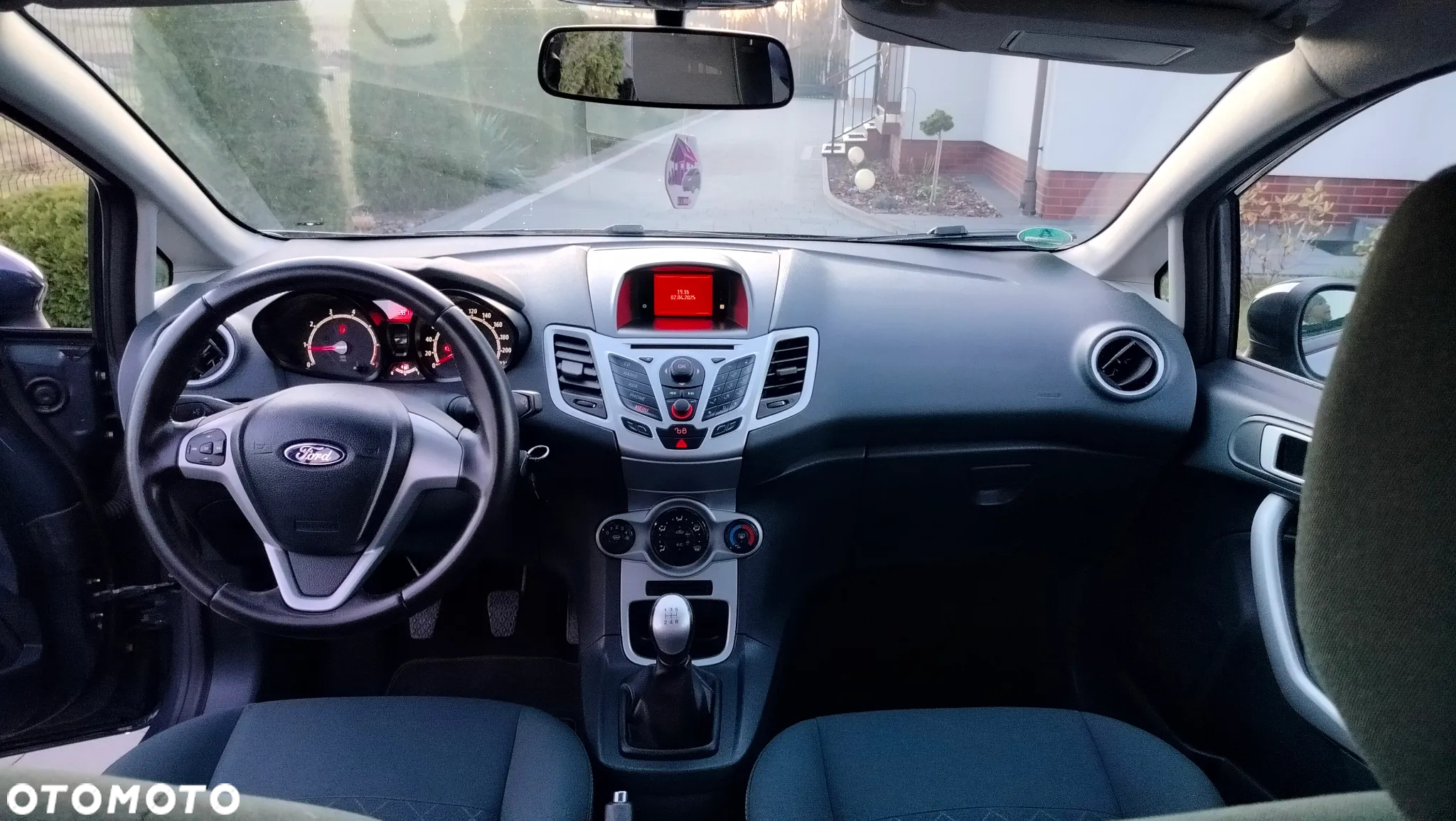 Ford Fiesta 1.25 Champions Edition - 22