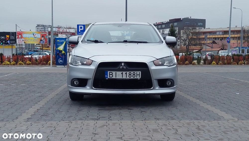 Mitsubishi Lancer 1.8 Invite - 2