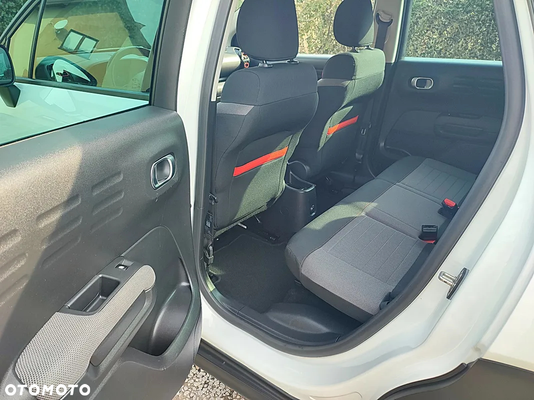 Citroën C3 Aircross 1.2 PureTech Live S&S - 18