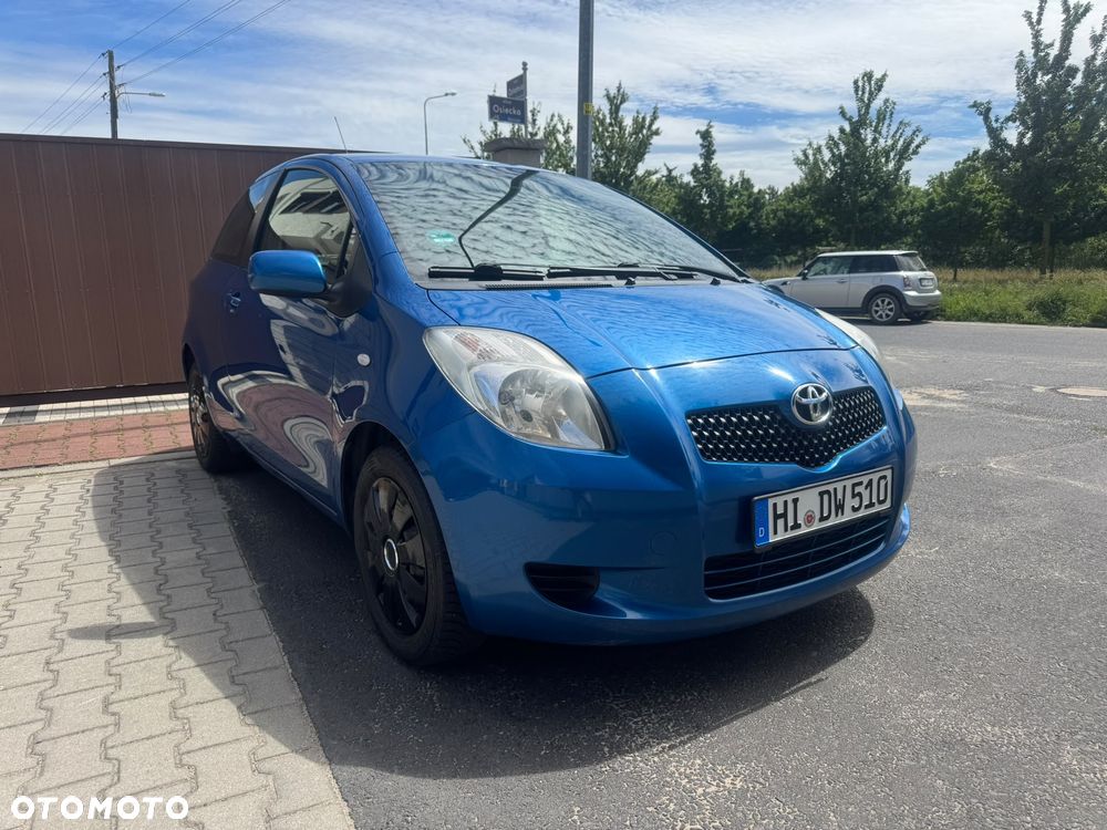 Toyota Yaris 1.3 VVT-i Cool - 1