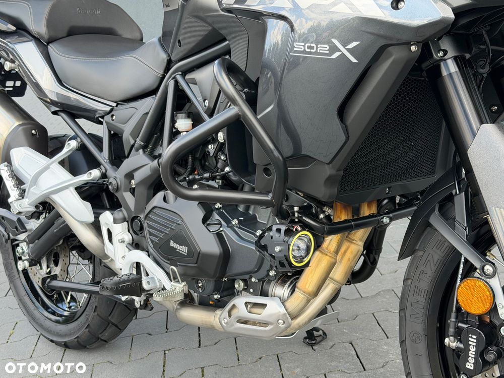 Benelli TRK 502X - 19