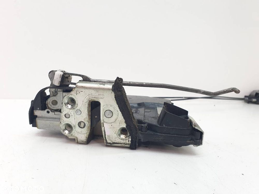 ZAMEK DRZWI LEWY PRZÓD 8 PIN SUZUKI SWIFT MK6 EUROPA 3D - 5