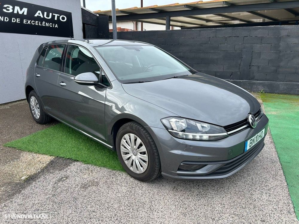 VW Golf 1.6 TDI Confortline - 5
