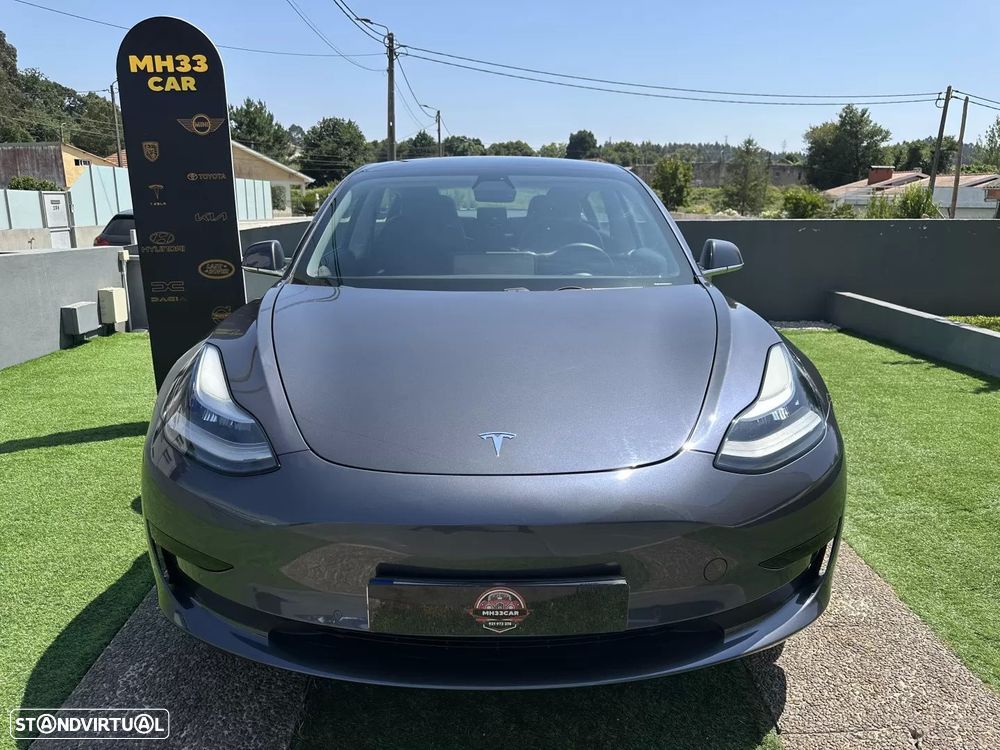Tesla Model 3 Standard Range Plus RWD - 3