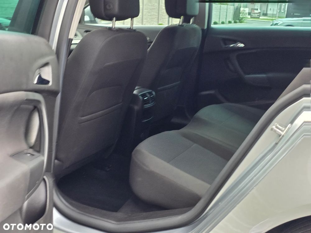 Opel Insignia 2.0 CDTI EcoFLEX S&S - 25