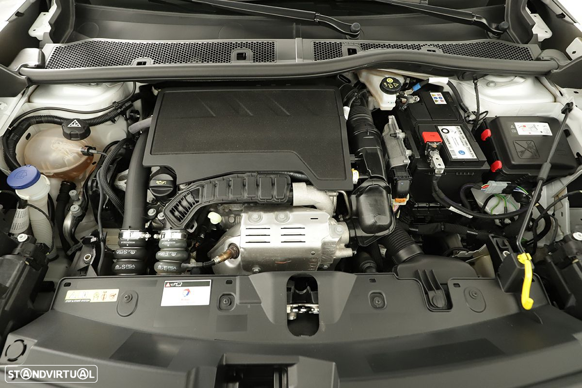 Peugeot 2008 1.2 PureTech Allure Pack - 25