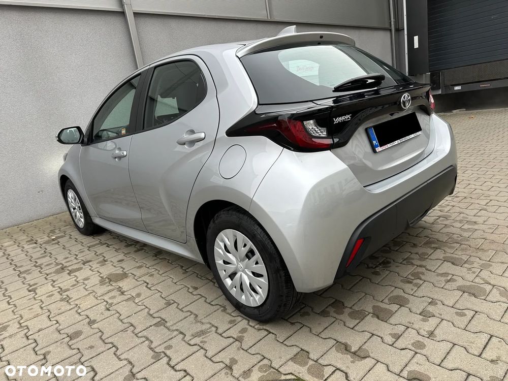 Toyota Yaris 1.5 Comfort - 11