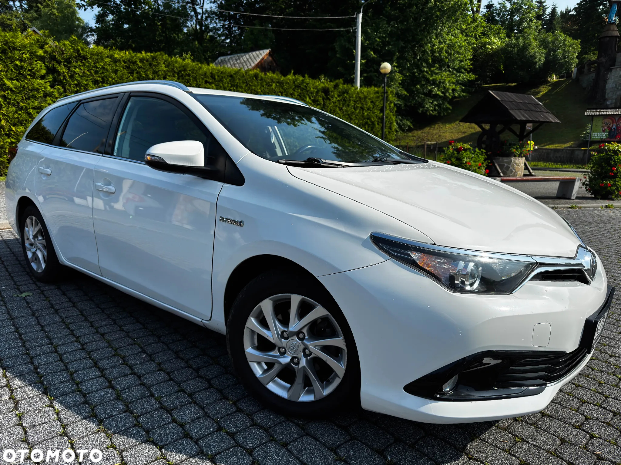 Toyota Auris 1.8 VVT-i Hybrid Automatik Edition S+ - 14