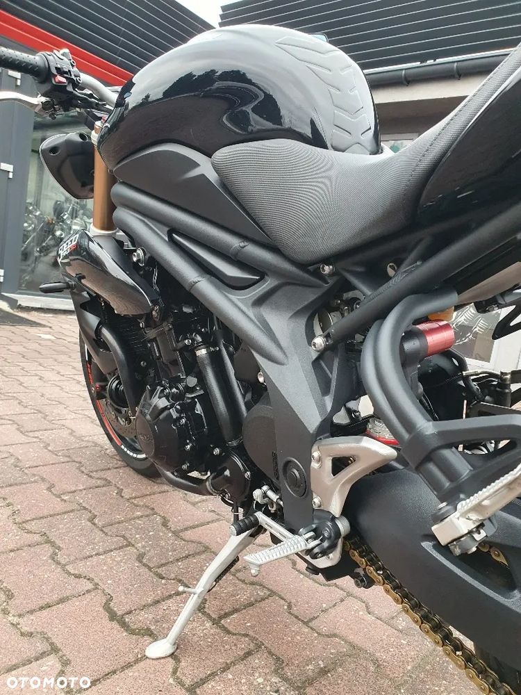 Triumph Speed Triple - 11