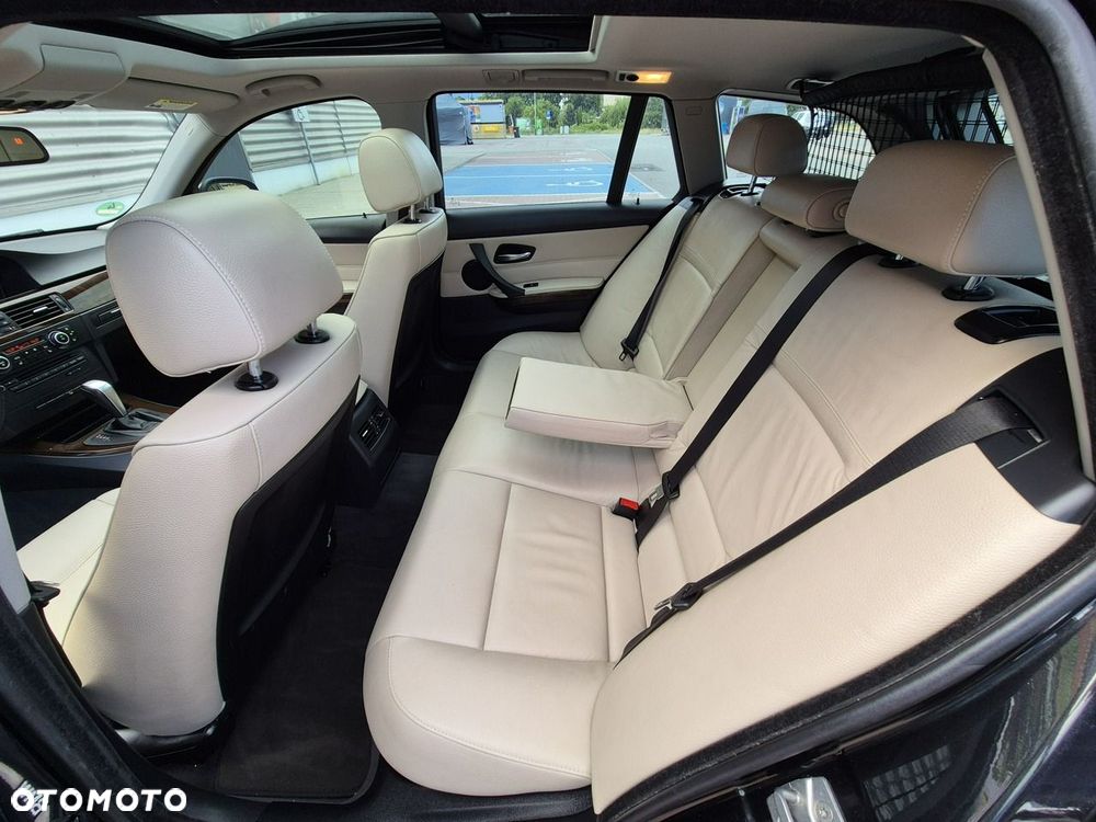 BMW Seria 3 - 20