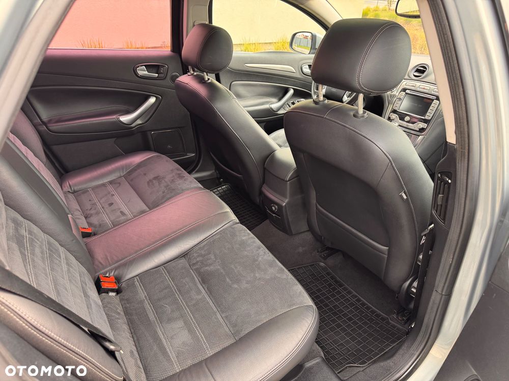 Ford Mondeo 2.0 TDCi Titanium - 15