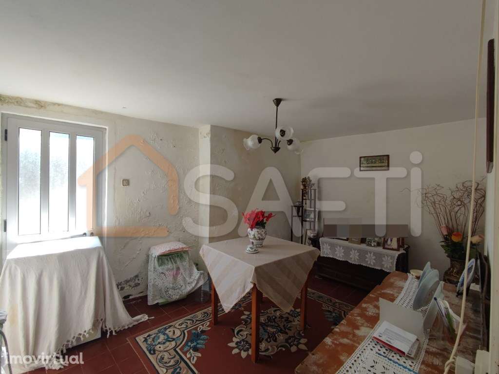 Casa com 2 Andares e Terreno a 6km de Soure. - Grande imagem: 2/16