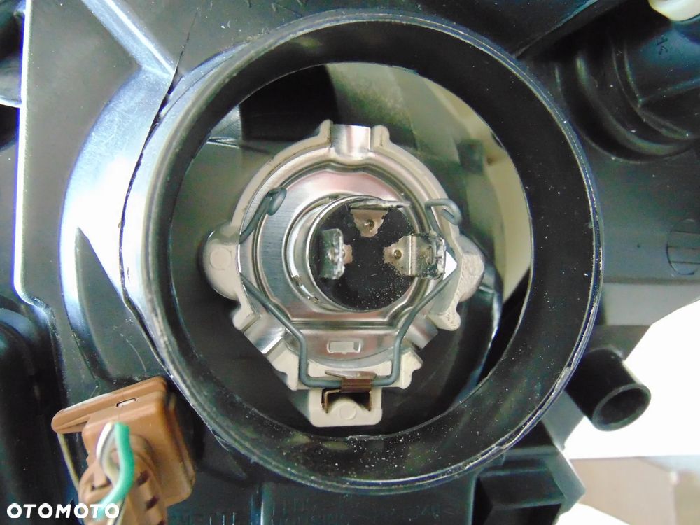 ORYGINAŁ lampa przednia przód lewa prawa Toyota Yaris 2 II 05-09r - 9