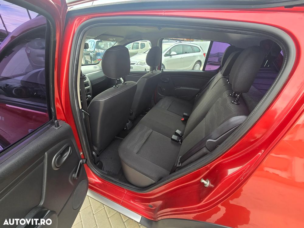 Dacia Sandero 1.6 MPI Stepway - 28
