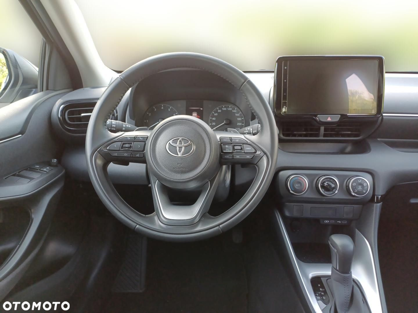 Toyota Yaris 1.5 Comfort CVT - 15