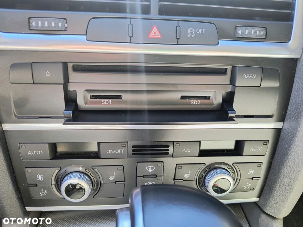 Audi Q7 3.0 TDI DPF Quattro Tiptronic - 27