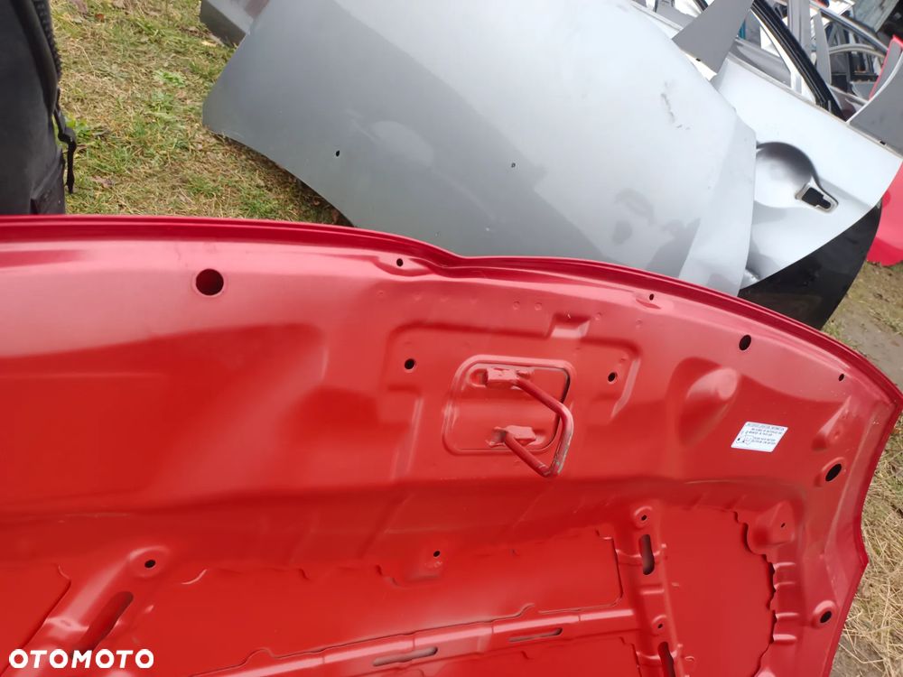 Maska pokrywa silnika Suzuki Swift mk8 - 2