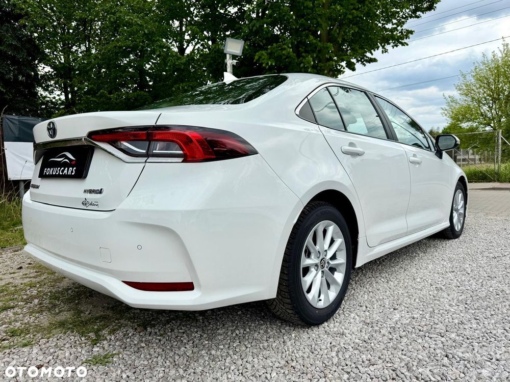 Toyota Corolla 1.8 Hybrid Comfort - 13