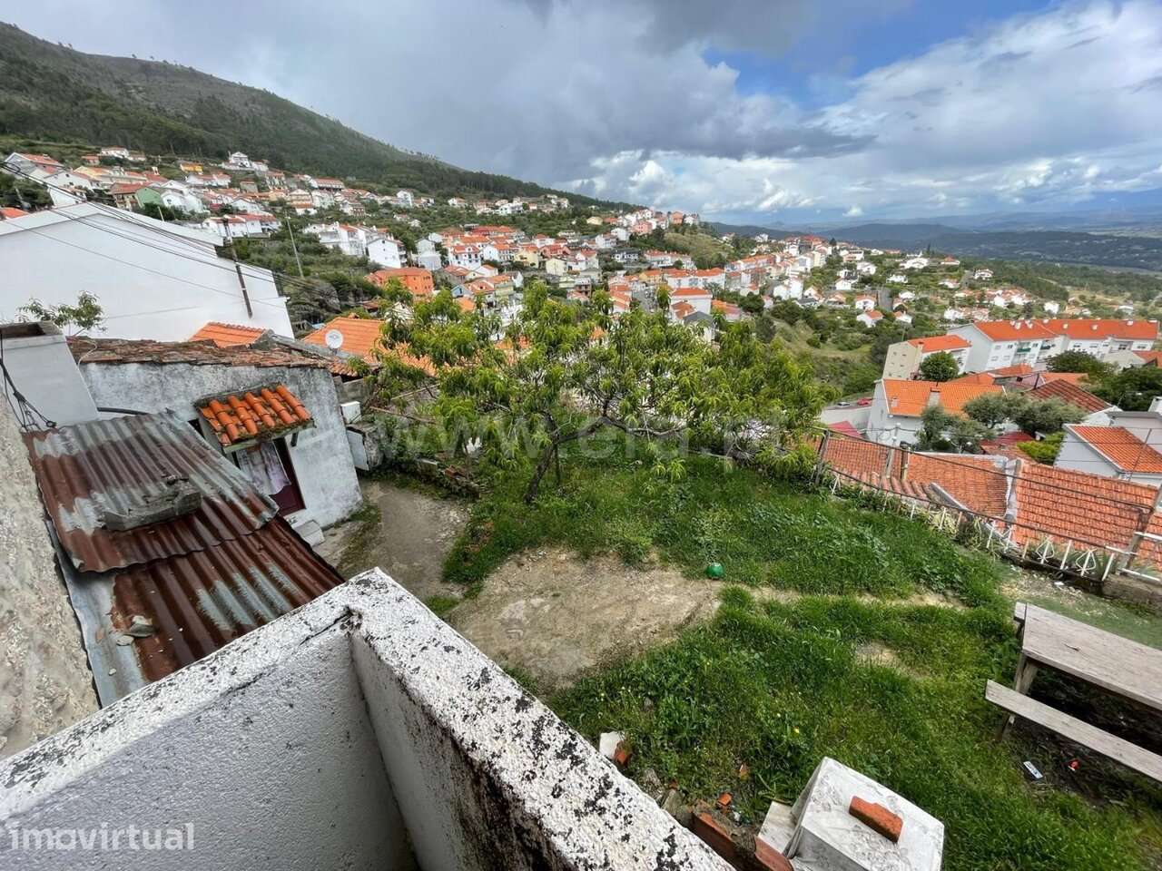 Prédio T8 / Covilhã, Cantar - Galo - Grande imagem: 3/9