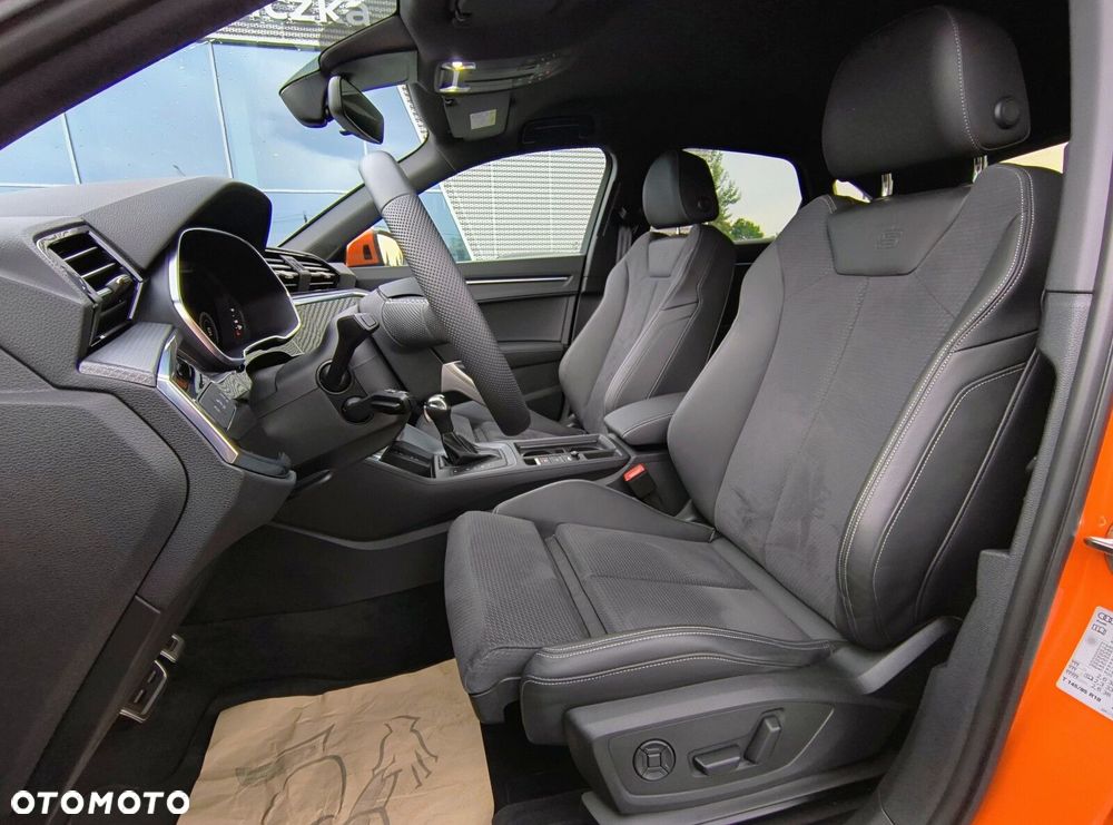 Audi Q3 Sportback - 16