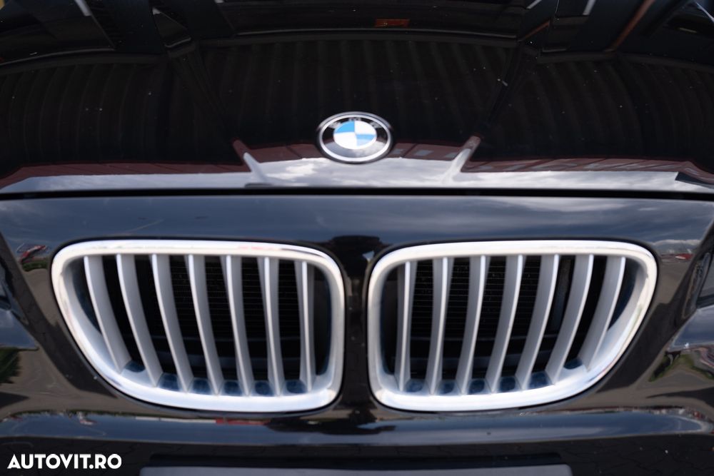 BMW X1 sDrive18d xLine - 16