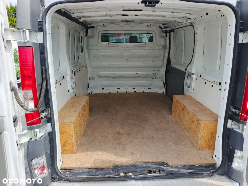 Opel Vivaro - 16