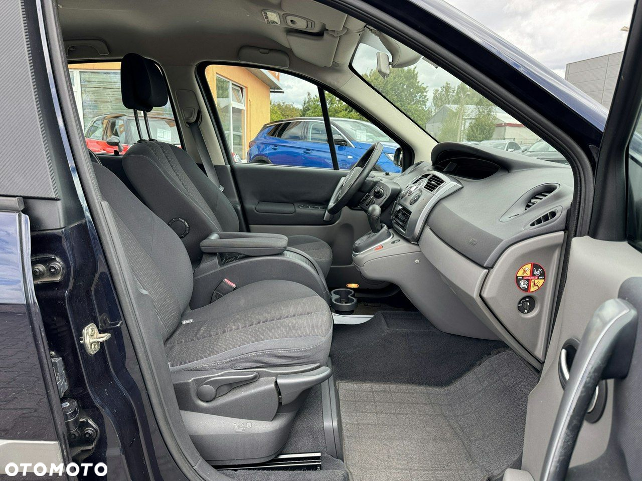 Renault Scenic - 21