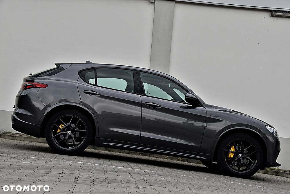 Alfa Romeo Stelvio 2.0 Turbo Veloce Q4 - 7