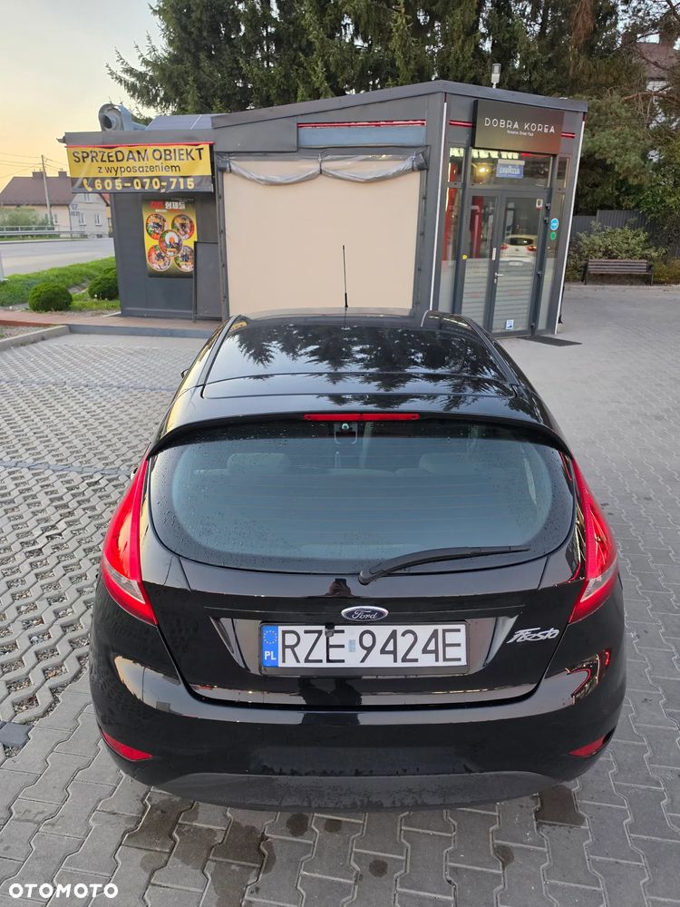 Ford Fiesta - 4