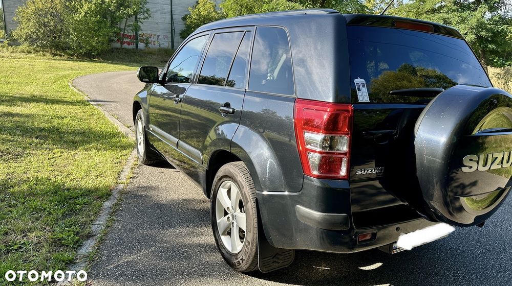 Suzuki Grand Vitara 2.4 Premium - 9