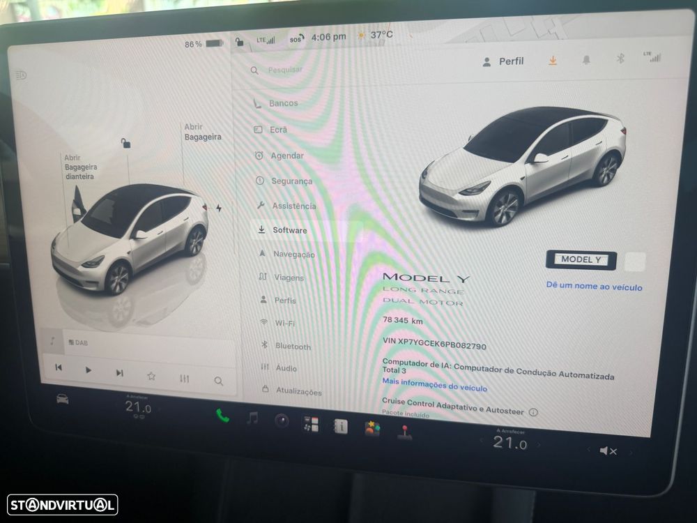 Tesla Model Y Long Range Dual Motor AWD - 17