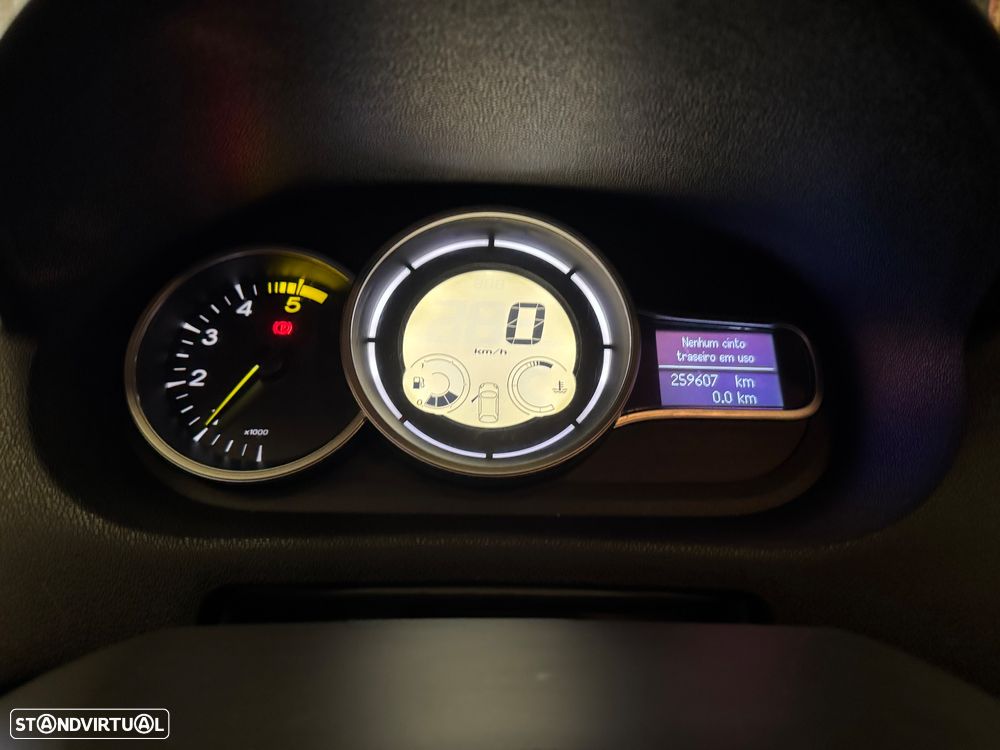 Renault Mégane 1.5 dCi Confort - 4