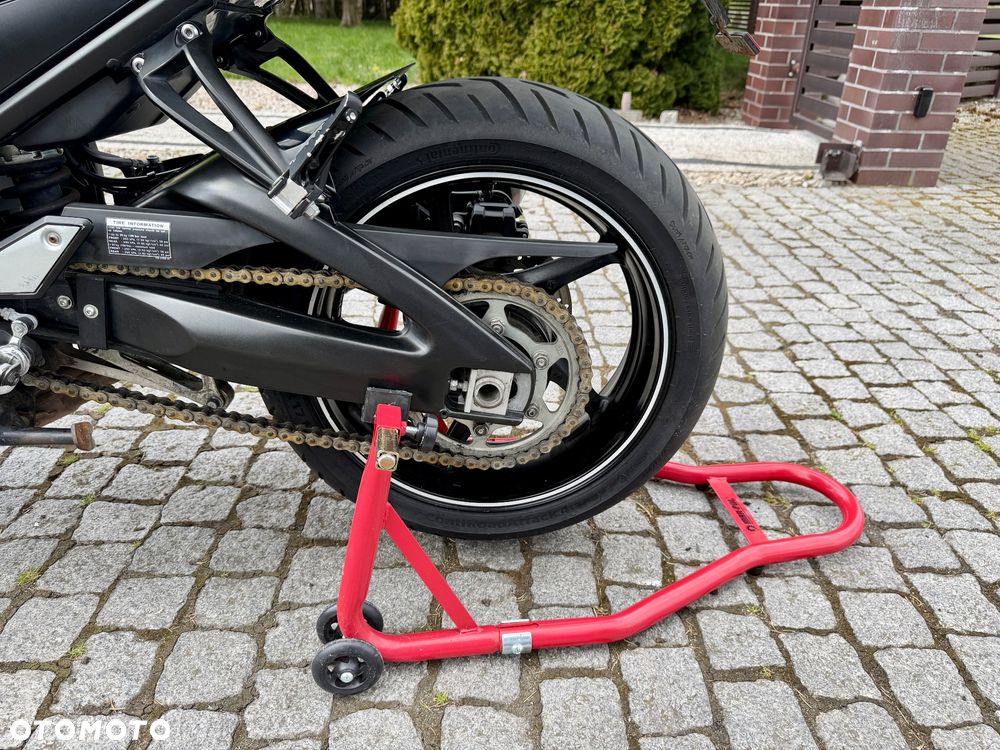 Yamaha FZ - 13