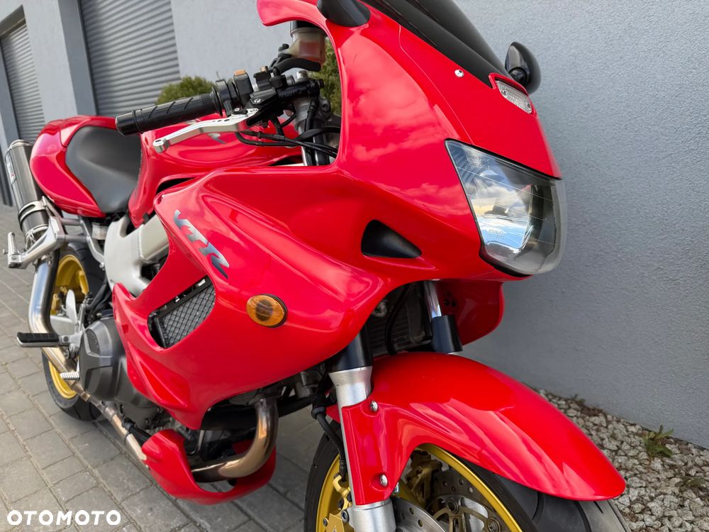 Honda VTR - 14