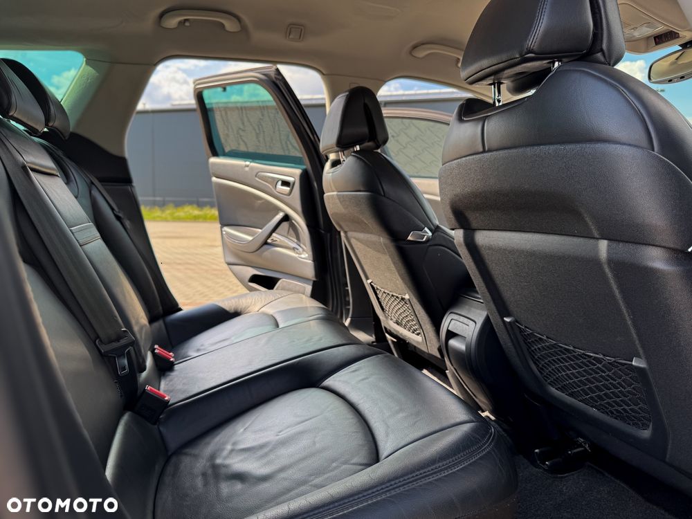 Citroën C5 II 3.0i V6 Exclusive - 8