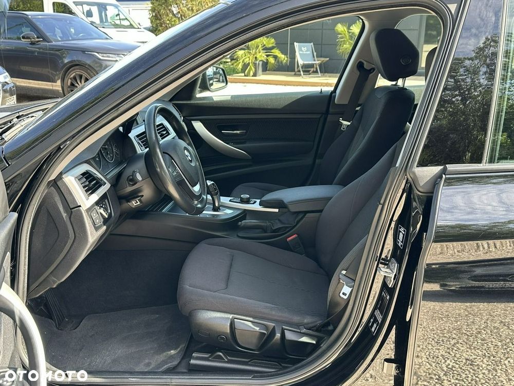 BMW 3GT 320i Advantage - 13