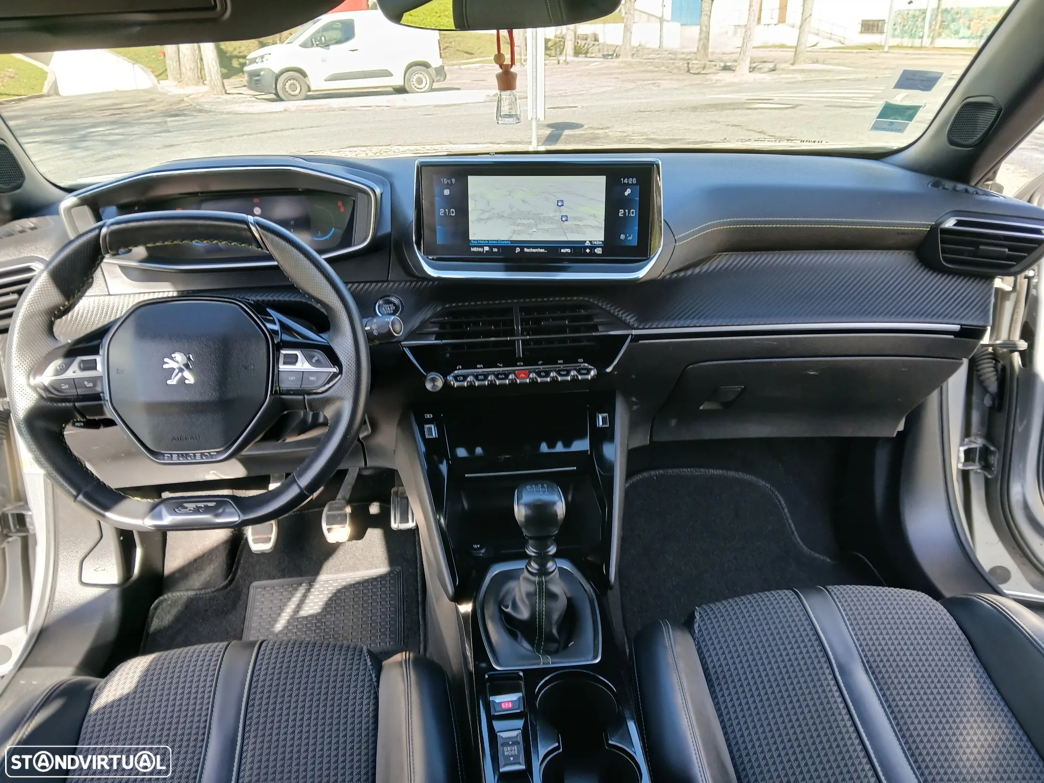 Peugeot 2008 PureTech 130 Stop&Start GT-Line Edition - 4