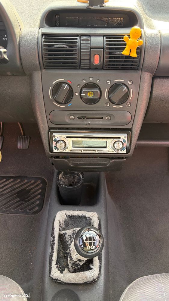 Opel Corsa 1.2 Swing - 5