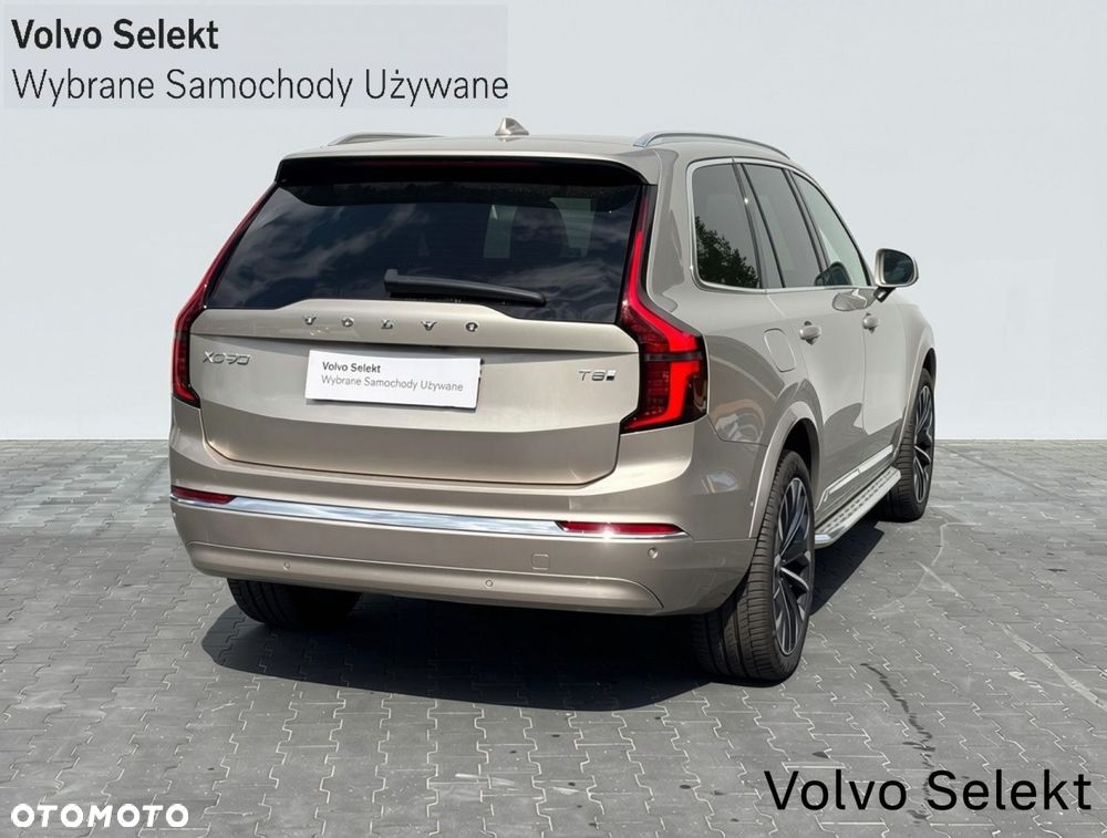 Volvo XC 90 - 8