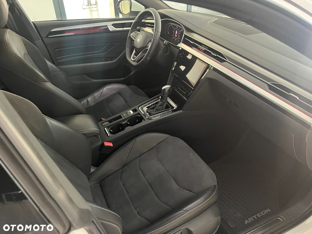 Volkswagen Arteon 2.0 TDI 4Motion R-Line DSG - 12