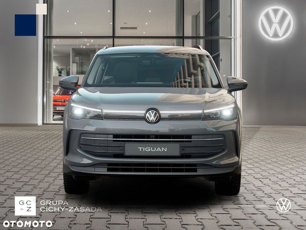 Volkswagen Tiguan - 9