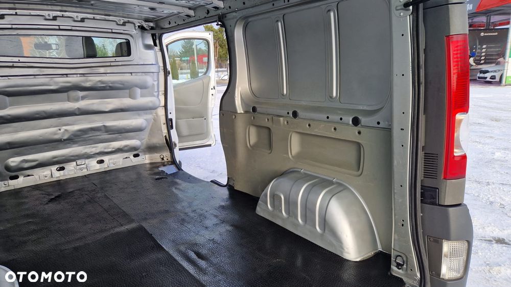 Renault TRAFIC L2H1 - 23