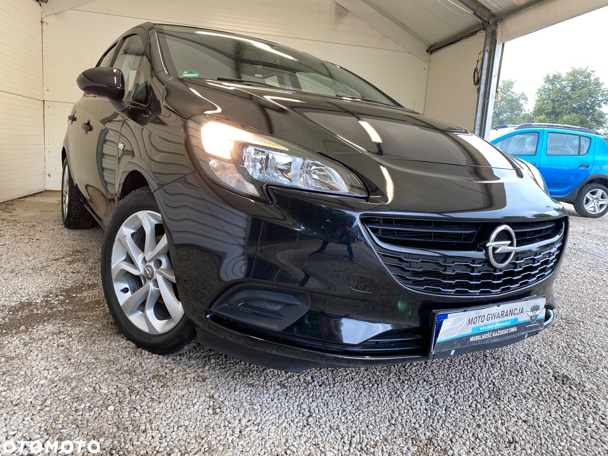 Opel Corsa 1.2 Cosmo - 30