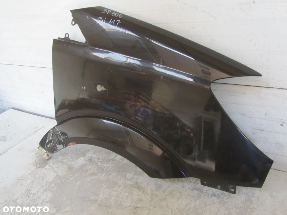 mercedes sprinter 906 błotnik prawy przód (uszkodzony) - 2